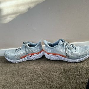 Hoka sneakers women size 9